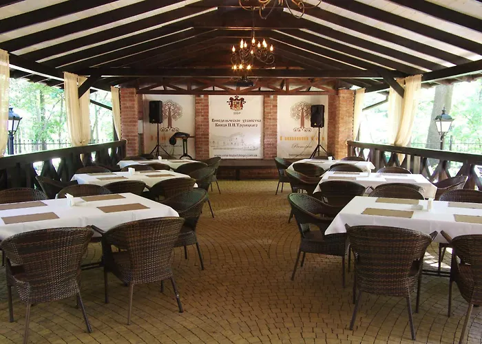 Парк-готель Голосіїво